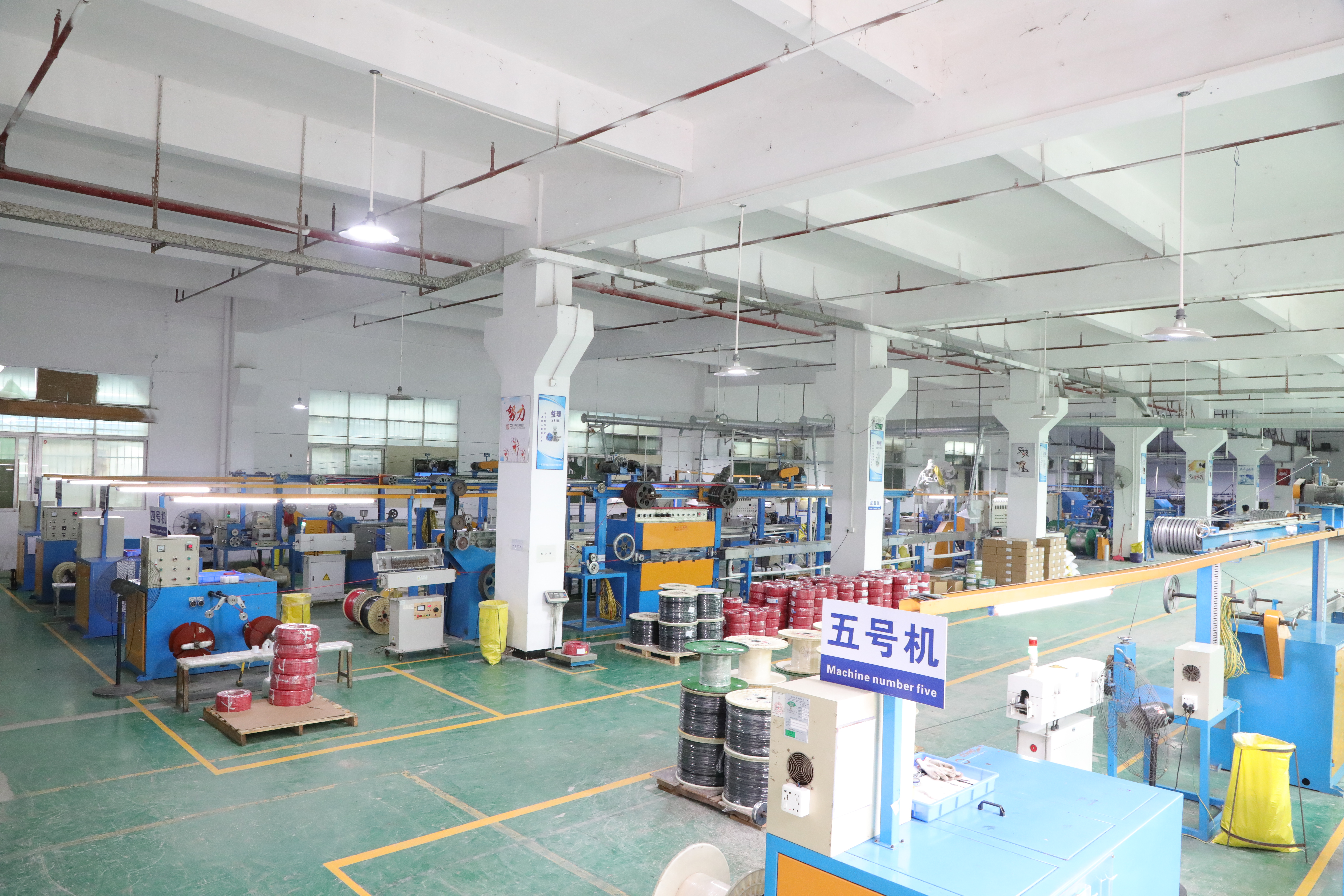 Оставайтесь в безопасности и в безопасности с водонепроницаемыми электрическими кабелями: комплексное руководство